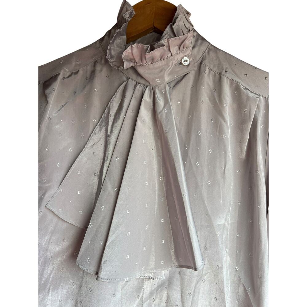 Vintage Gray Ruffled Mock Neck Diamonds Romantic Long Sleeve Satin Blouse Sz M - Picture 3 of 8
